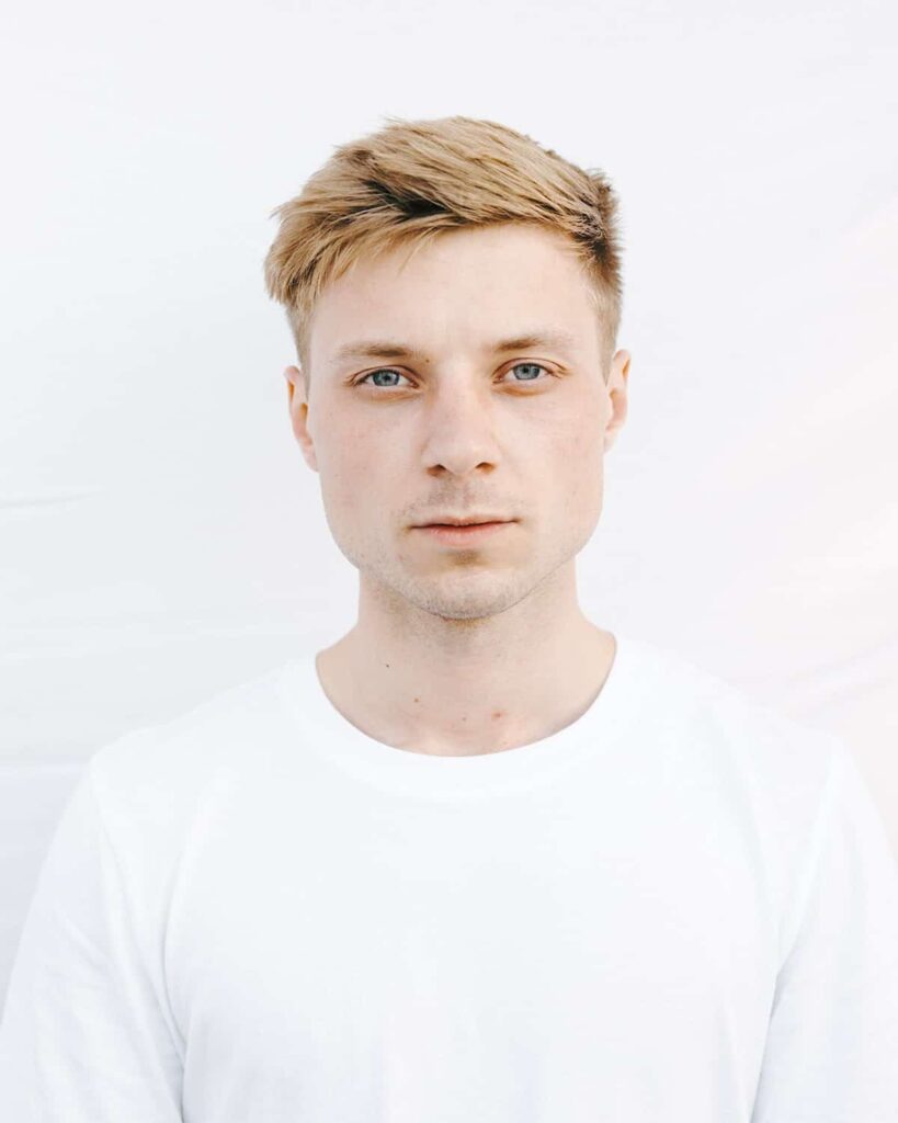 About 4 pexels maksim goncharenok 15506141